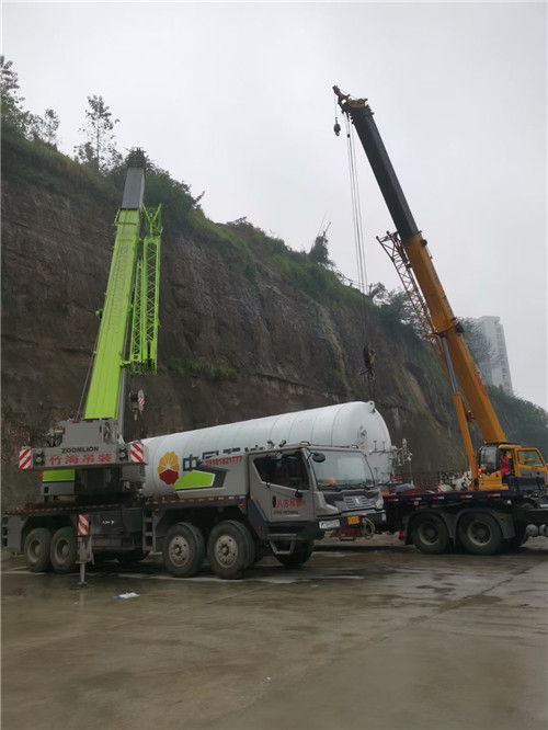 韩城市“不怕风雨冻”—— 吊车的 “恶劣环境适应” 技术